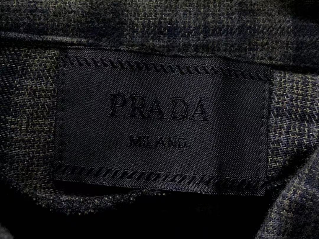 Prada 258 P⭐A⭐A LONG SLEEVED 22031412001 (Im 170Cm 60Kg I Wear Size L In The Phot) - Image 16
