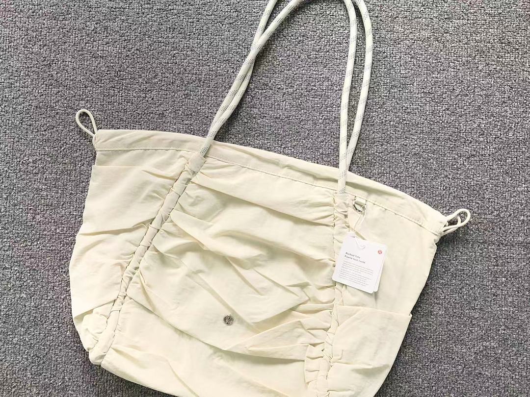 On Running 208 LULULEMON BAG 4208220275 (Long 50CM* High 37CM) - Image 9