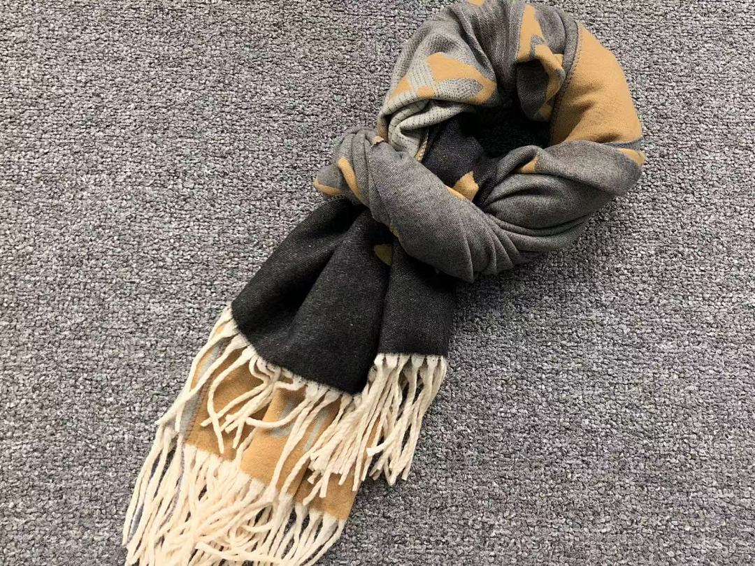 Louis Vuitton 85 L⭐ SCARF 218090376 (Long 186CM* Wide 63CM*) - Image 7
