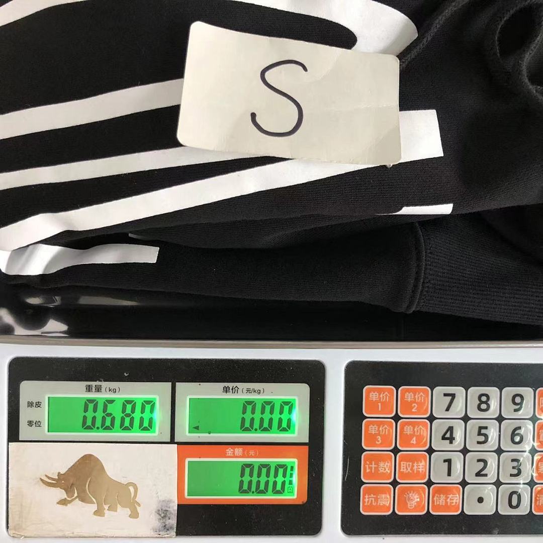 On Running 118 VLONE HOODIE 510113391 (Im 170Cm 60Kg I Wear Size S In The Phot) - Image 24