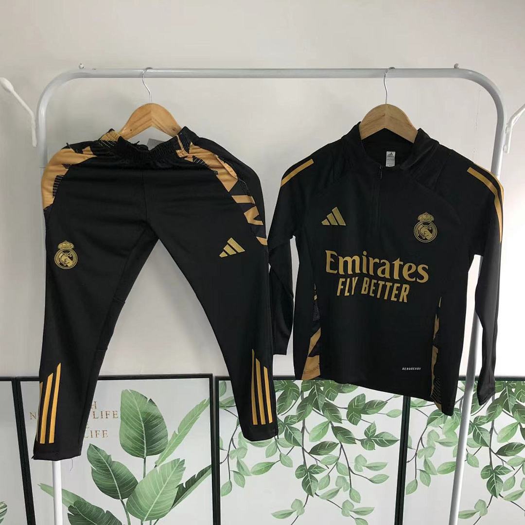 Chanel 135 FOOTBALL CHILD TROUSERS LONG - Image 49