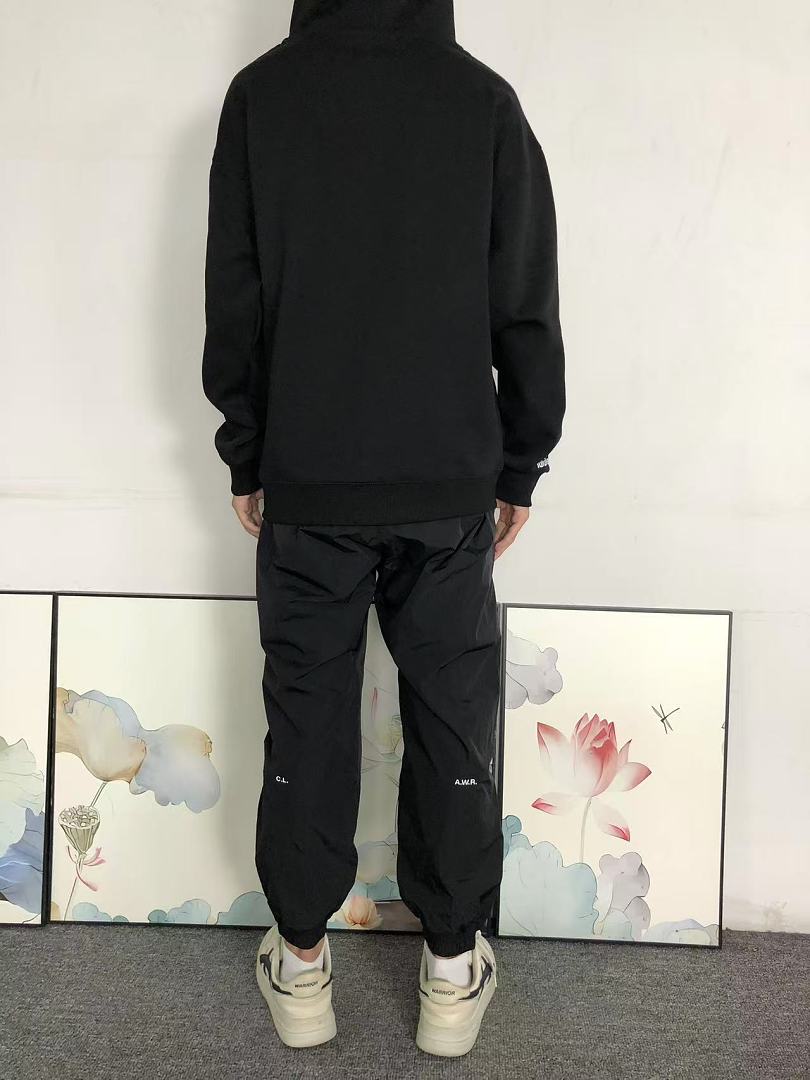 On Running 188 LULULEMON HOODIE 2208144004 (Im 170Cm 60Kg I Wear Size XL In The Phot) - Image 4