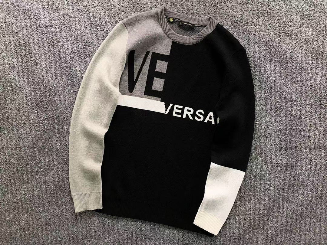 Versace 208 V⭐⭐SA⭐E SWEATER 3108131921 (Im 170Cm 60Kg I Wear Size L In The Phot) - Image 6