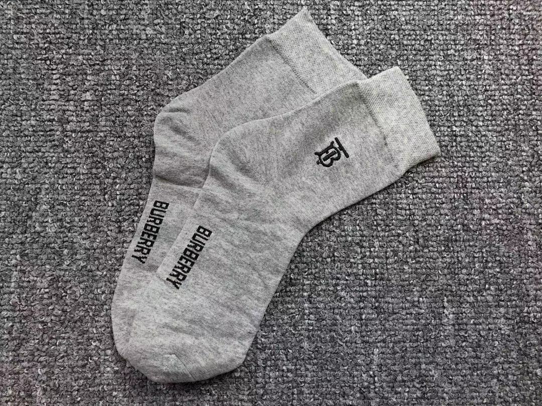 Burberry 69 B⭐R⭐E⭐RY - Image 5