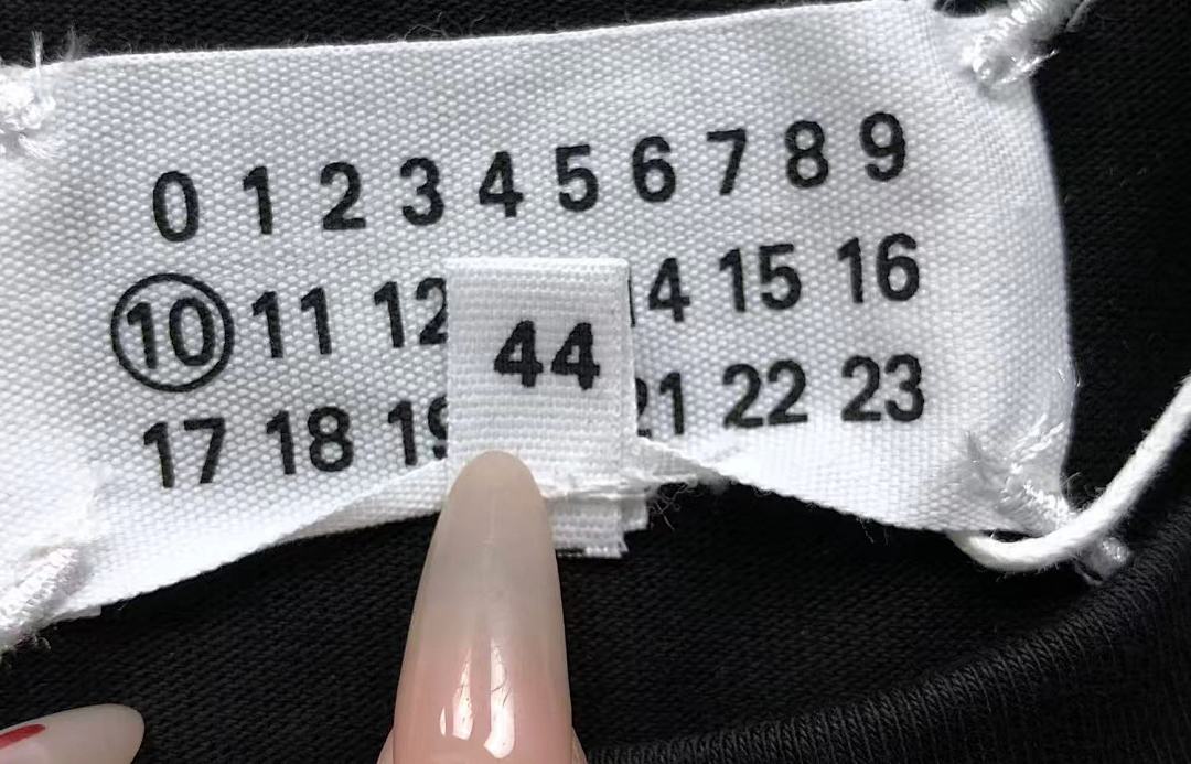 On Running 88 MAISON MARGIELA T-SHIRT 5212429162 (Im 170Cm 60Kg I Wear Size 44 In The Phot) - Image 20