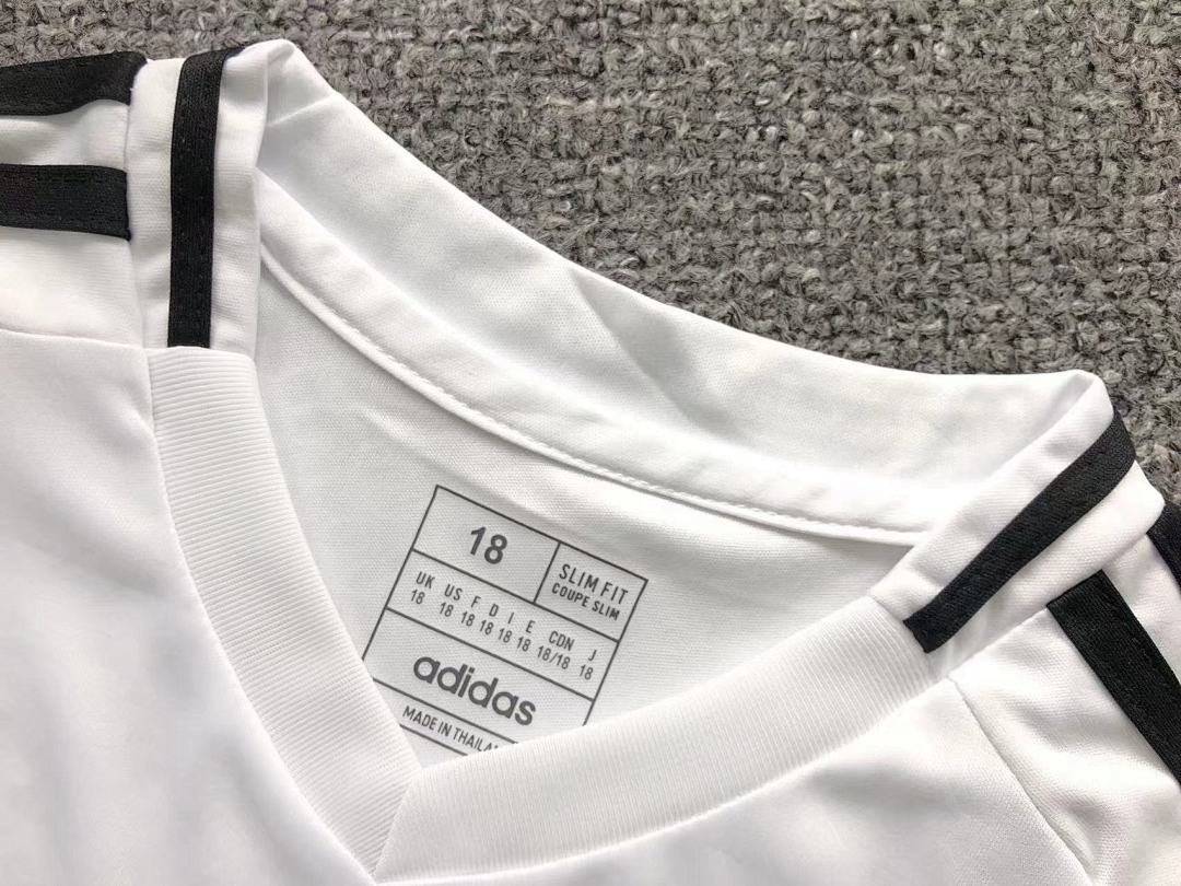Chanel 68 FOOTBALL T-SHIRT SHORTS - Image 15