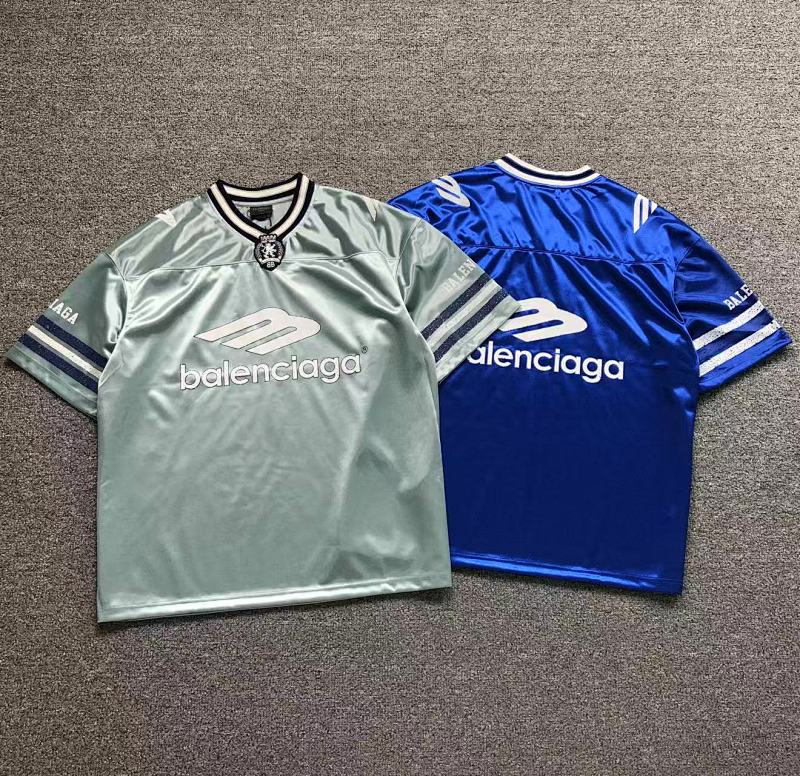 Balenciaga 168 B⭐L⭐⭐⭐IA⭐A T-SHIRT 3203243721 (Im 170Cm 60Kg I Wear Size S In The Phot)