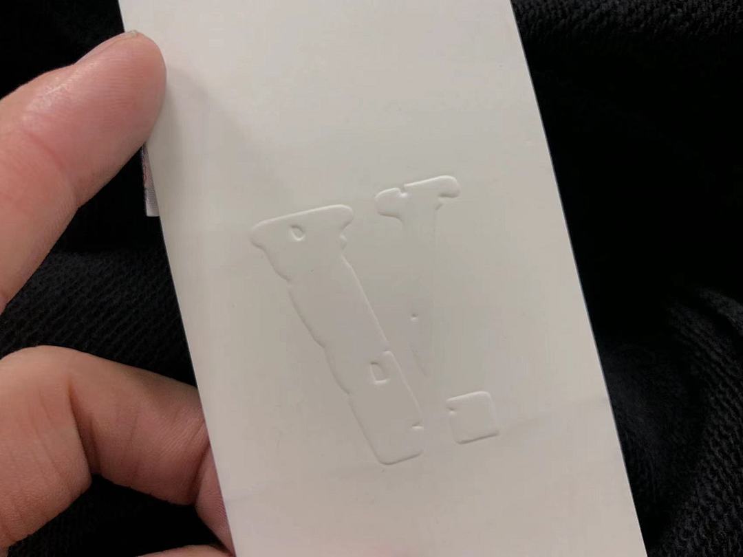 On Running 118 VLONE HOODIE 510112991 (Im 170Cm 60Kg I Wear Size S In The Phot) - Image 30