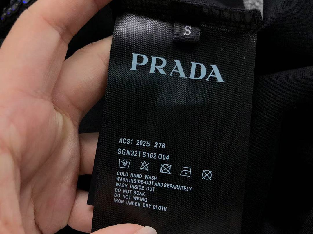Prada 168 P⭐A⭐A T-SHIRT 22032008001 (Im 170Cm 60Kg I Wear Size S In The Phot) - Image 18