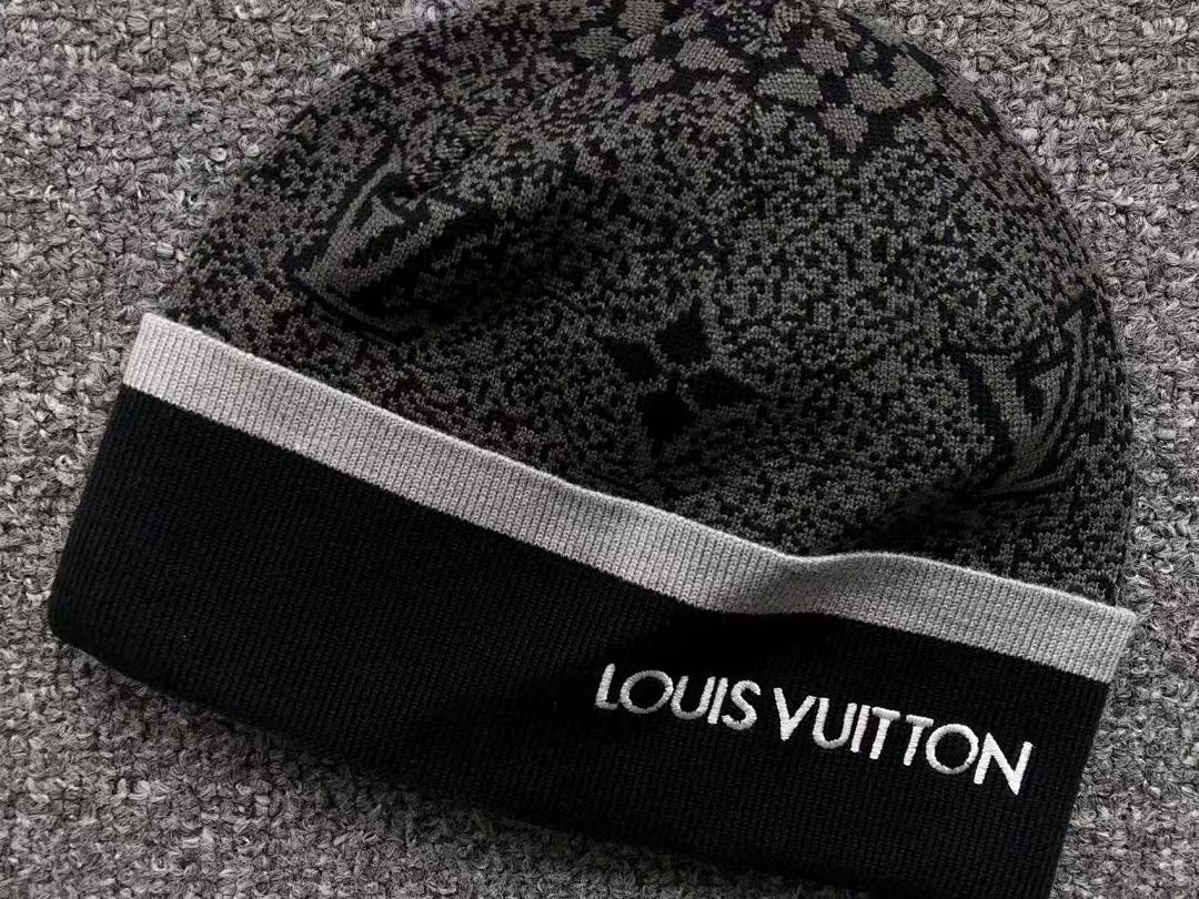 Louis Vuitton 68 L⭐ - Image 8