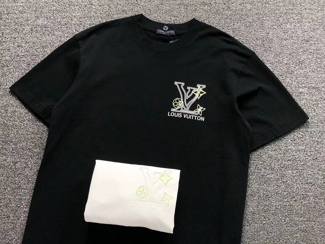 Louis Vuitton 118 L⭐ T-SHIRT 3206130521 (Im 170Cm 60Kg I Wear Size L In The Phot) - Image 17