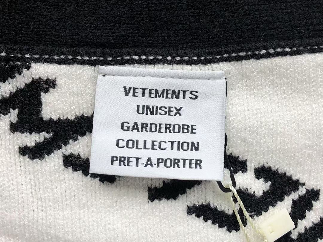 Vetements 215 VETEMENTS - Image 16
