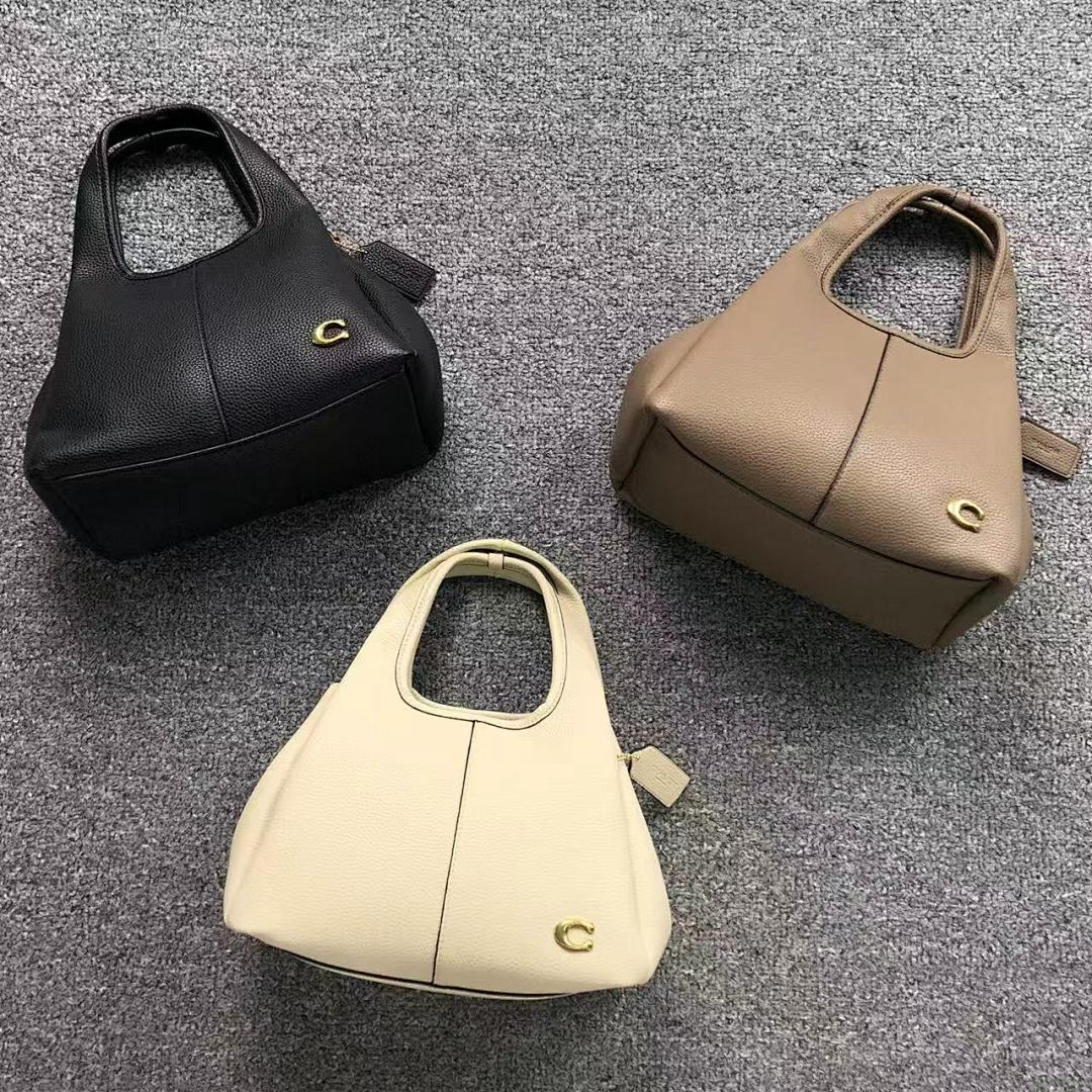 Coach 228 C⭐A⭐H BAG 4204112275 (Long 25CM* Wide 13CM* High 18CM)