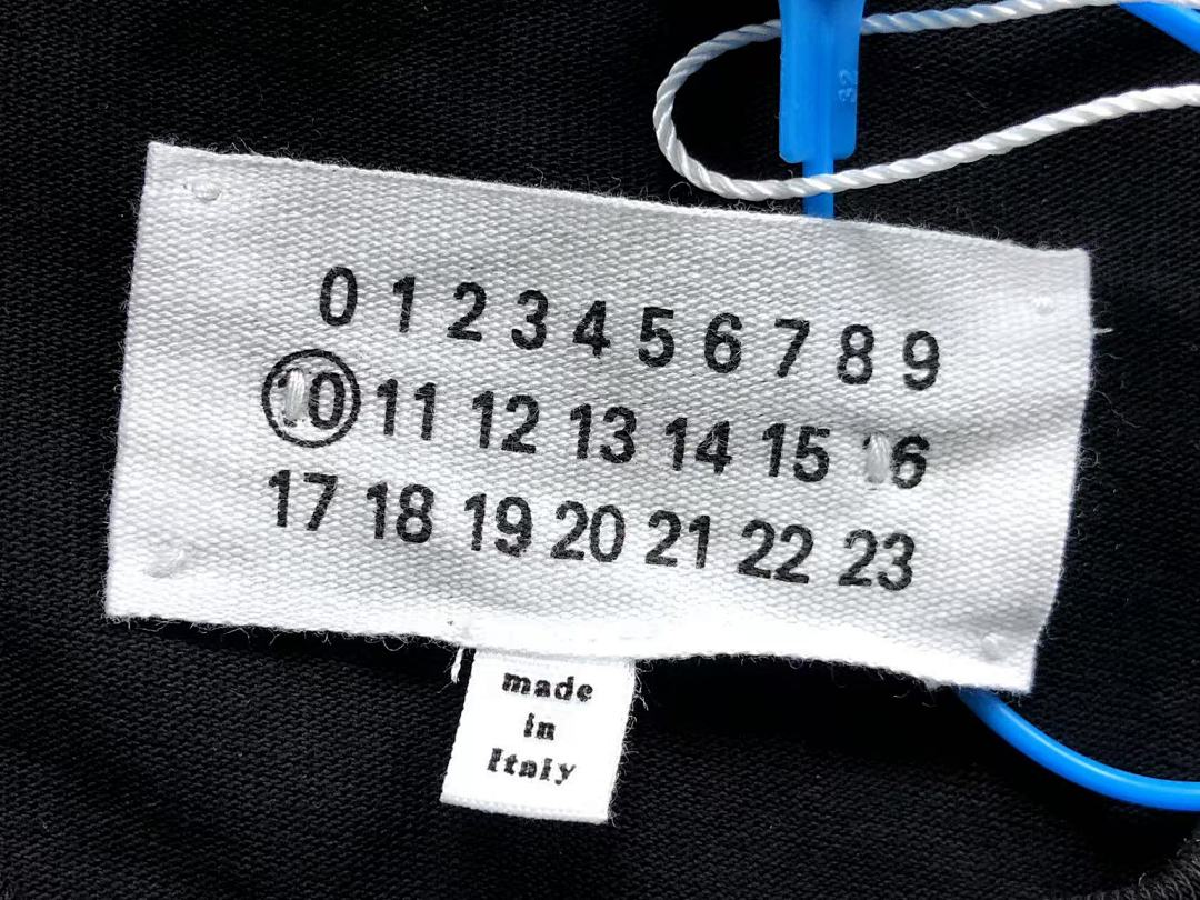 On Running 85 MAISON MARGIELA T-SHIRT 311150451 (Im 170Cm 57Kg I Wear Size 44 In The Phot) - Image 20