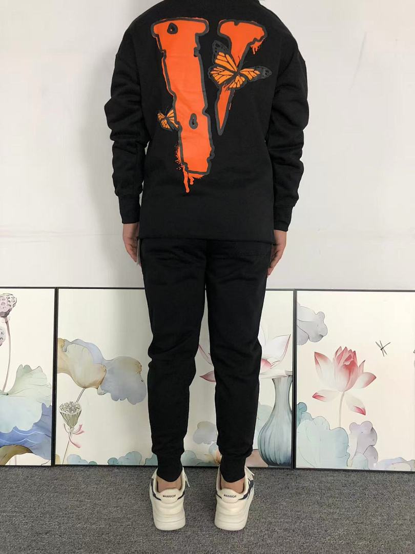 On Running 118 VLONE HOODIE 510119391 (Im 170Cm 60Kg I Wear Size S In The Phot) - Image 4