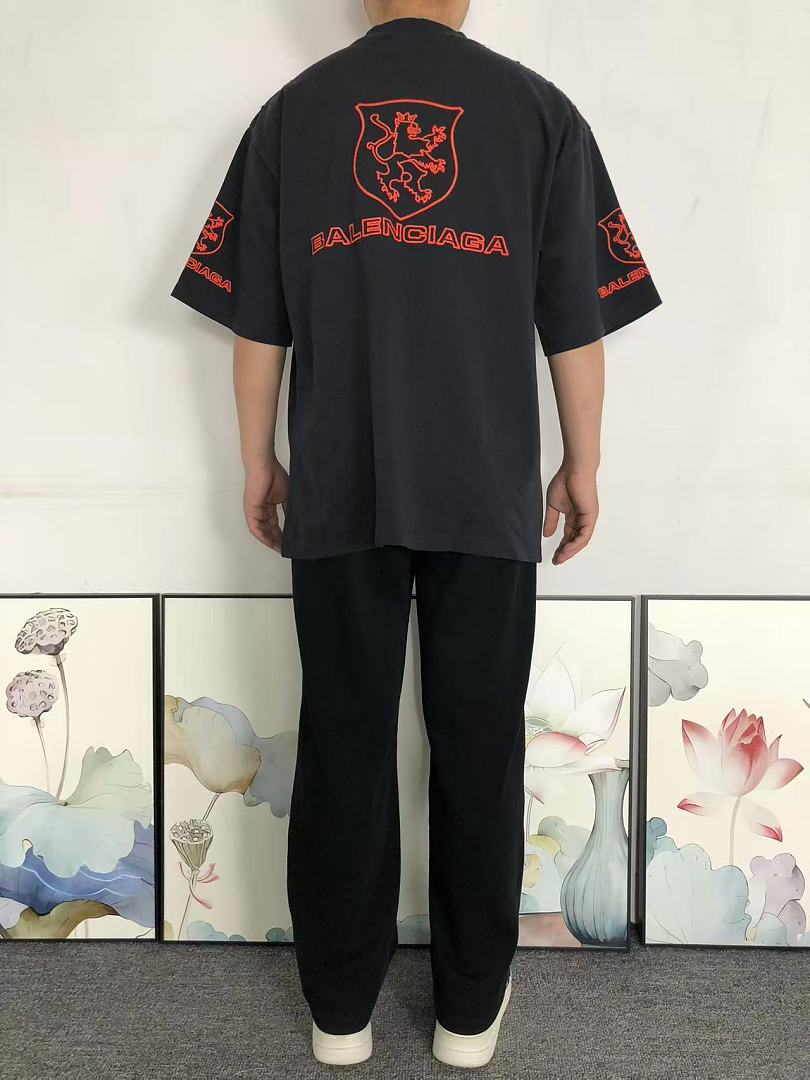 Balenciaga 135 B⭐L⭐⭐⭐IA⭐A T-SHIRT 42042006163 (Im 170Cm 60Kg I Wear Size XS In The Phot) - Image 4