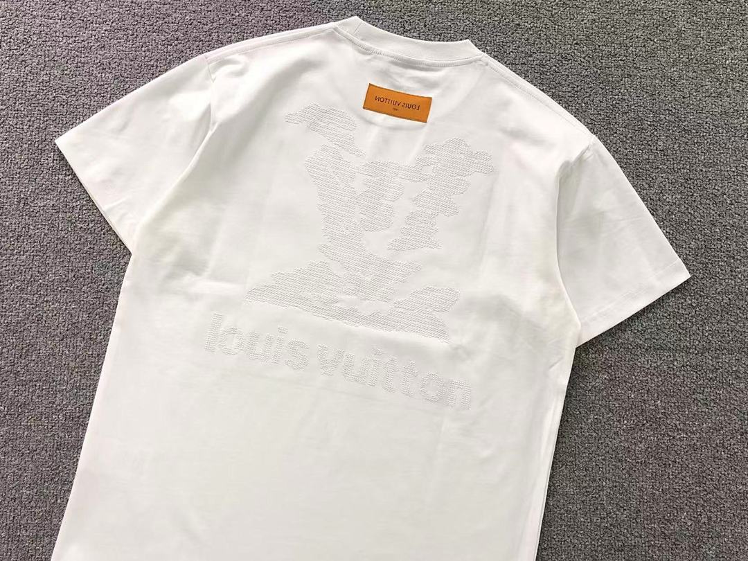 Louis Vuitton 135 L⭐ T-SHIRT 3203272017 (Im 170Cm 60Kg I Wear Size M In The Phot) - Image 14