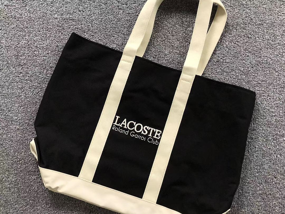 Lacoste 158 LACOSTE BAG 4206020375 (Long 45CM* Wide 18CM* High 36CM) - Image 6