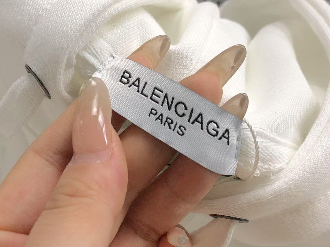 Balenciaga 178 B⭐L⭐⭐⭐IA⭐A HOODIE 217226615 (Im 170Cm 60Kg I Wear Size M In The Phot) - Image 17