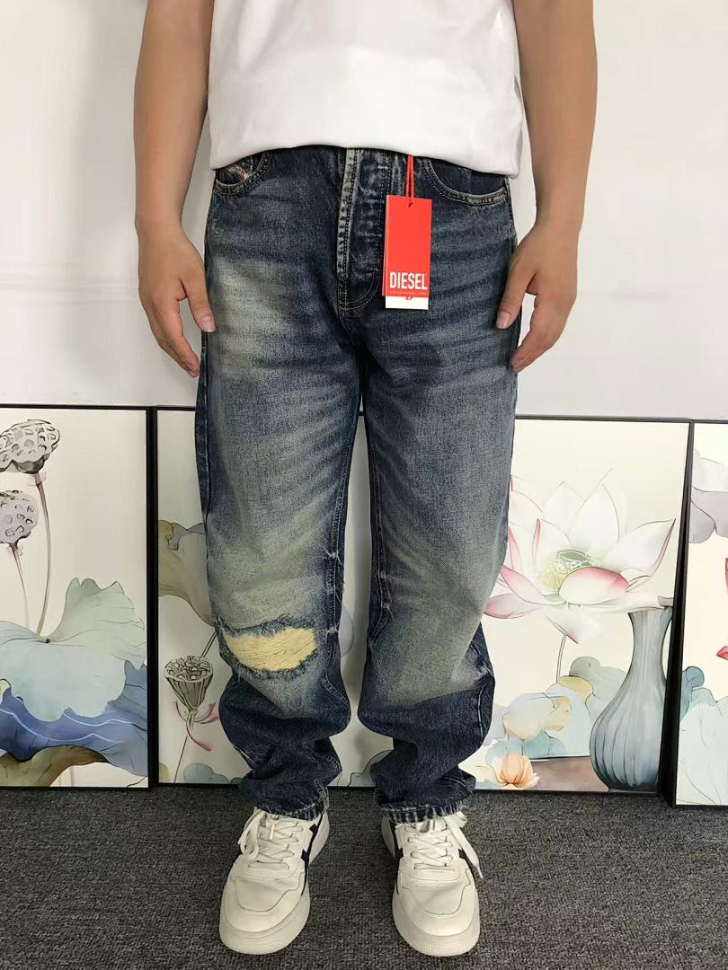 Diesel 225 DIESEL TROUSERS 3204081317 (Im 170Cm 60Kg I Wear Size 30 In The Phot) - Image 3