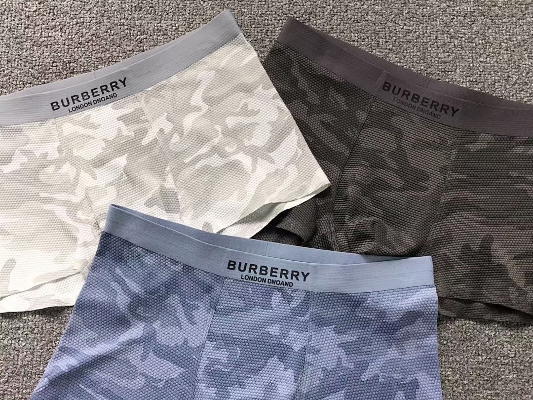 Burberry 95 B⭐R⭐E⭐RY - Image 4