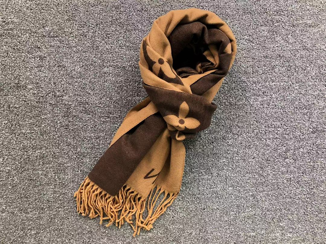 Louis Vuitton 95 L⭐ SCARF 560501102 (Long 176CM* Wide 65CM*) - Image 10