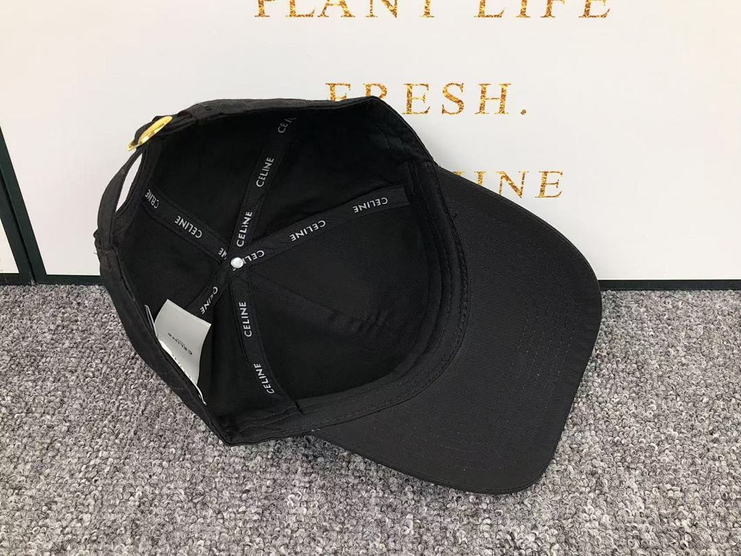 Celine 68 C⭐L⭐⭐E - Image 38
