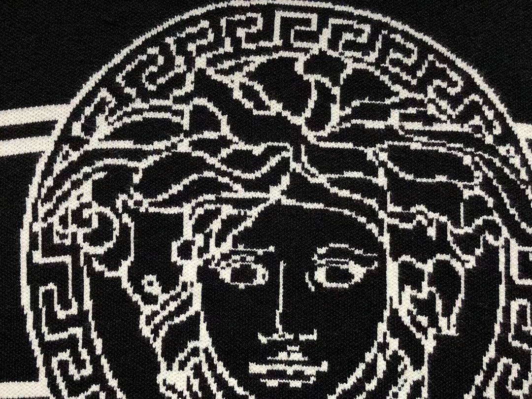 Versace 208 V⭐⭐SA⭐E SWEATER 3108132621 (Im 170Cm 60Kg I Wear Size L In The Phot) - Image 14
