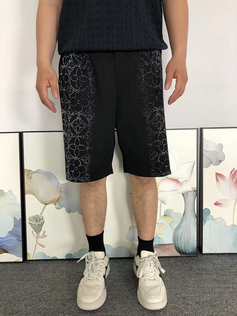 Louis Vuitton 115 L⭐ SHORTS 3203232020 (Im 170Cm 60Kg I Wear Size XL In The Phot) - Image 3