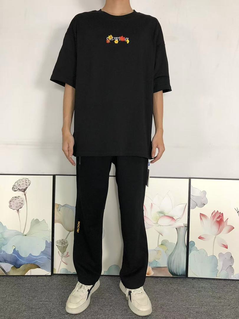 Off-White 139 OFF-WHITE T-SHIRT 5207040919 (Im 170Cm 60Kg I Wear Size M In The Phot) - Image 3
