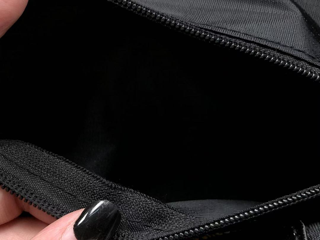 Comme des Garcons 85 C⭐⭐OME HE⭐⭐TS BAG 1111061966 (Long 30CM* Wide 10CM*23CM) - Image 25