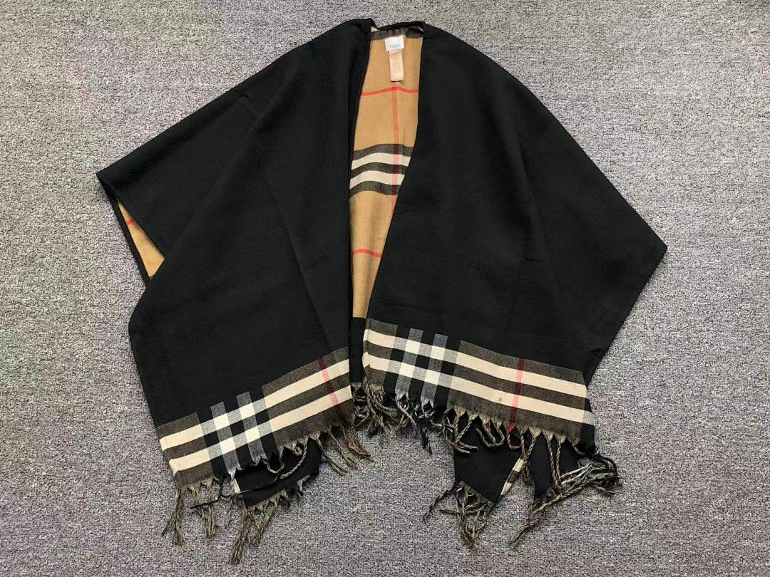 Burberry 135 B⭐R⭐E⭐RY SHAWL 510240576 (Long 154CM* Wide 135CM) - Image 2