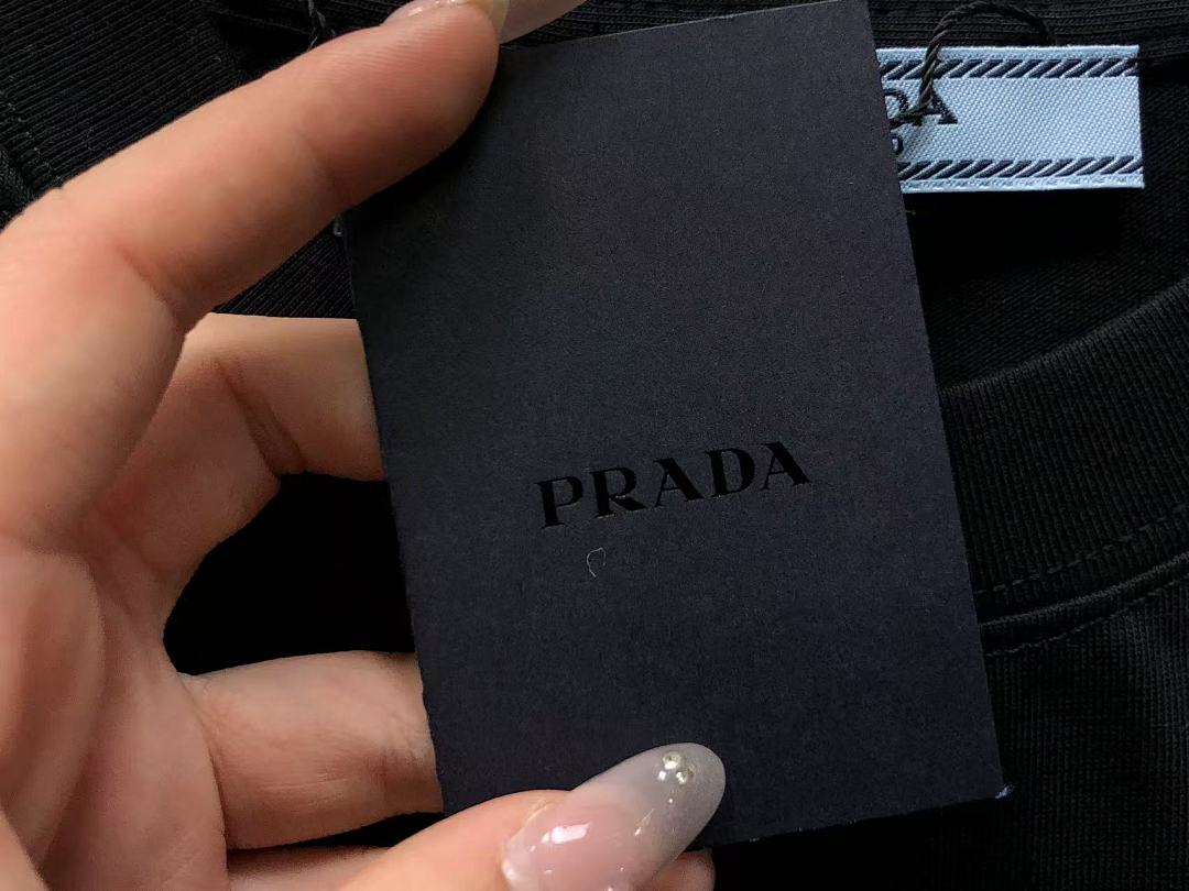 Prada 125 P⭐A⭐A T-SHIRT 211211521 (Im 170Cm 57Kg I Wear Size XS In The Phot) - Image 22