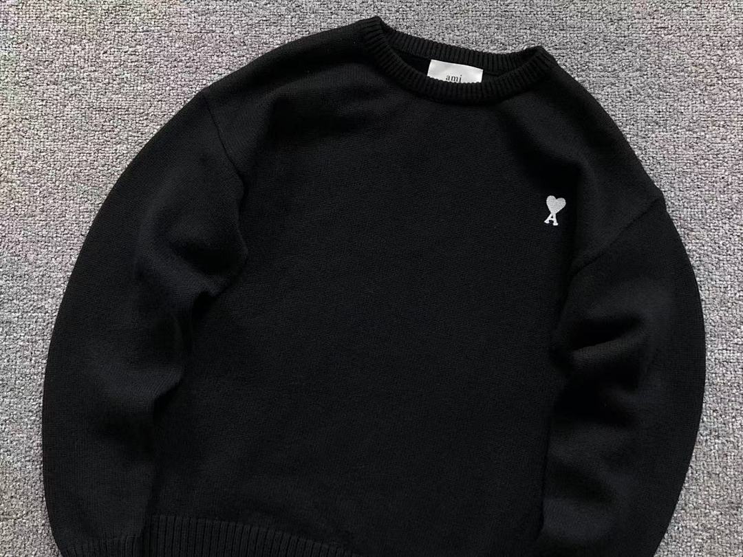AMI 158 AMI SWEATER 21101110125 (Im 170Cm 60Kg I Wear Size S In The Phot) - Image 10