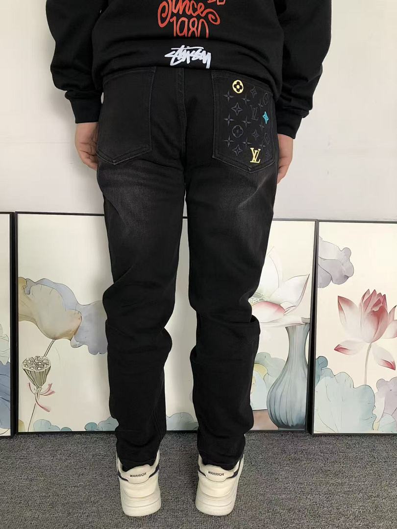 Louis Vuitton 218 L⭐ TROUSERS 5112215106 (Im 170Cm 60Kg I Wear Size S In The Phot) - Image 4