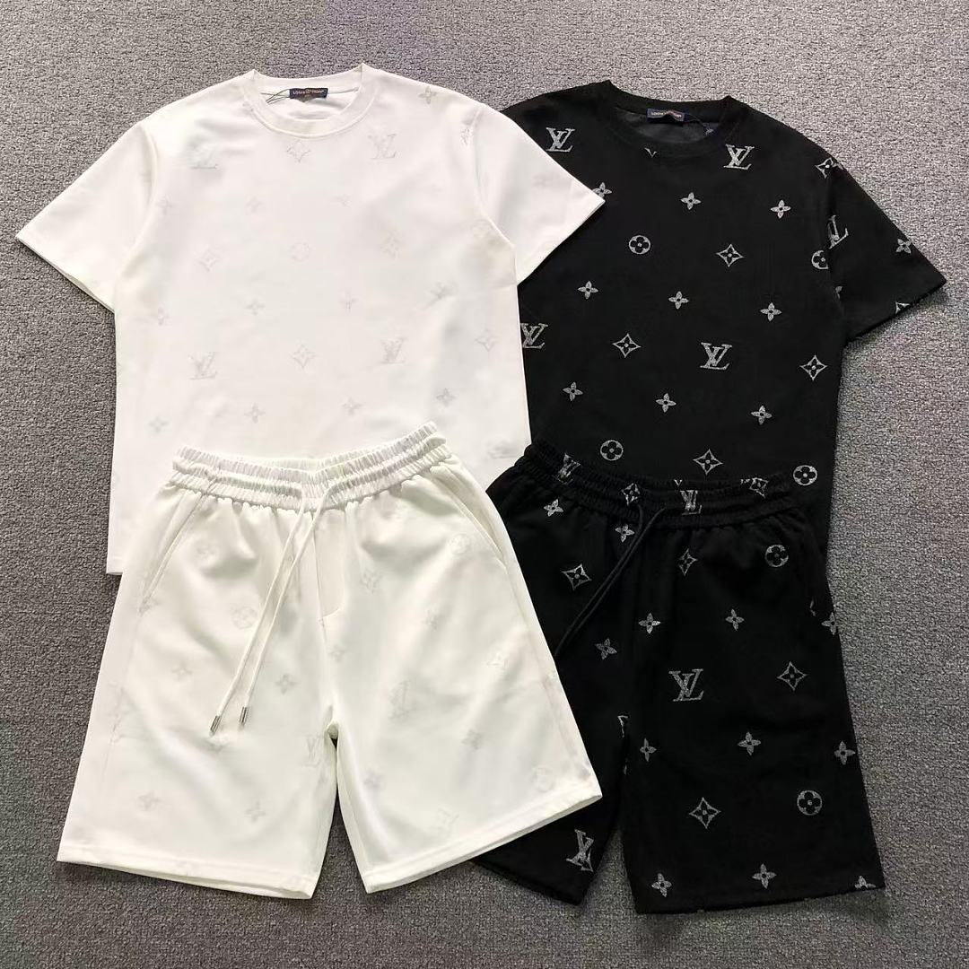 Louis Vuitton 218 L⭐ T-SHIRT SHORTS 5260212147 (Im 170Cm 60Kg I Wear Size XL In The Phot)