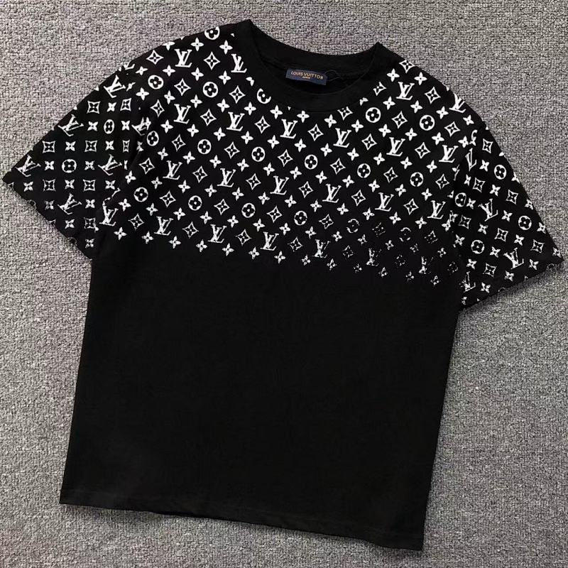 Louis Vuitton 126 L⭐ T-SHIRT 214010136 (Im 170Cm 60Kg I Wear Size S In The Phot)