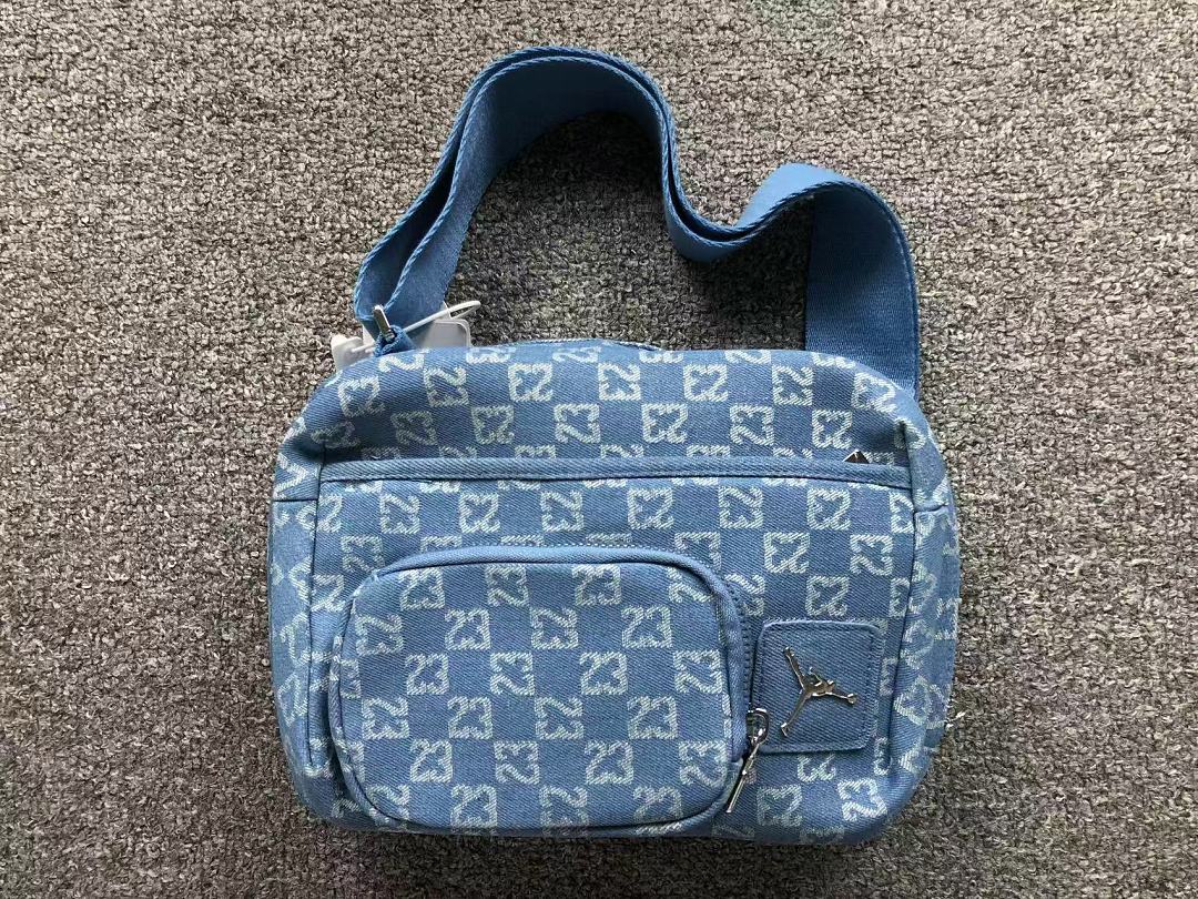 Air Jordan 138 A⭐R J⭐R⭐AN BAG 4205301277 (Long 31CM* Wide 9CM* High 21CM) - Image 2