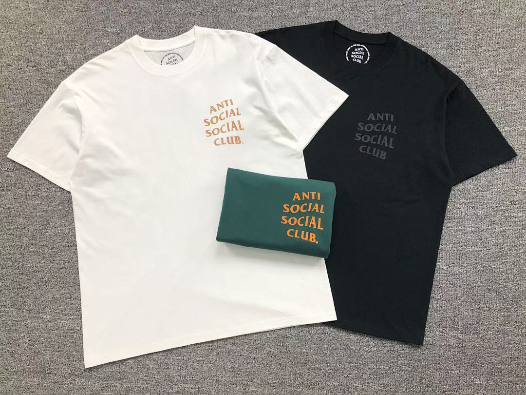 Christian Louboutin 85 ANTI SOCIAL CLUB T-SHIRT - Image 17