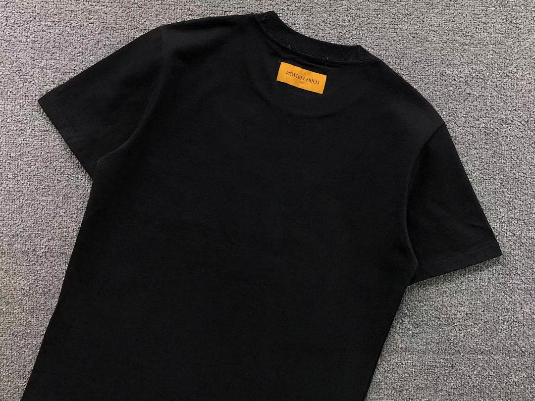 Louis Vuitton 115 L⭐ T-SHIRT 1106133160 (Im 170Cm 60Kg I Wear Size S In The Phot) - Image 17
