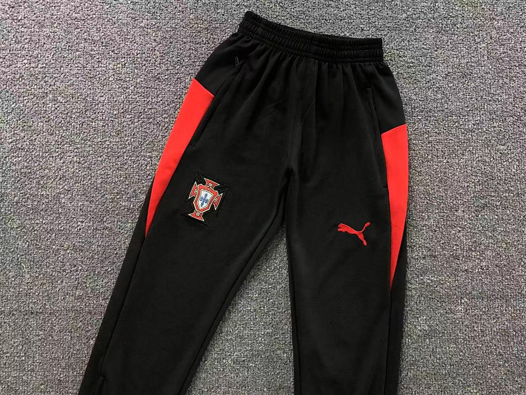 Chanel 135 FOOTBALL LONG SLEEVED TROUSERS - Image 18