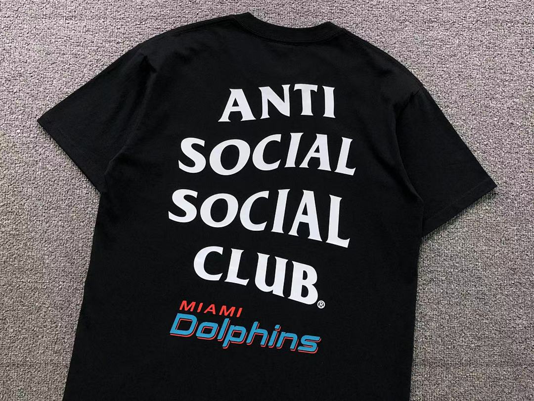 Christian Louboutin 85 ANTI SOCIAL CLUB T-SHIRT 123131302 (Im 170Cm 60Kg I Wear Size L In The Phot) - Image 9