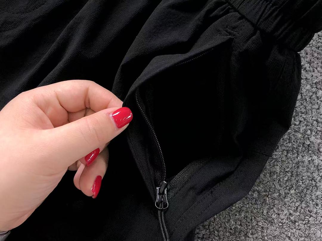 Prada 165 P⭐A⭐A SHORTS 2206011704 (Im 170Cm 60Kg I Wear Size XL In The Phot) - Image 21