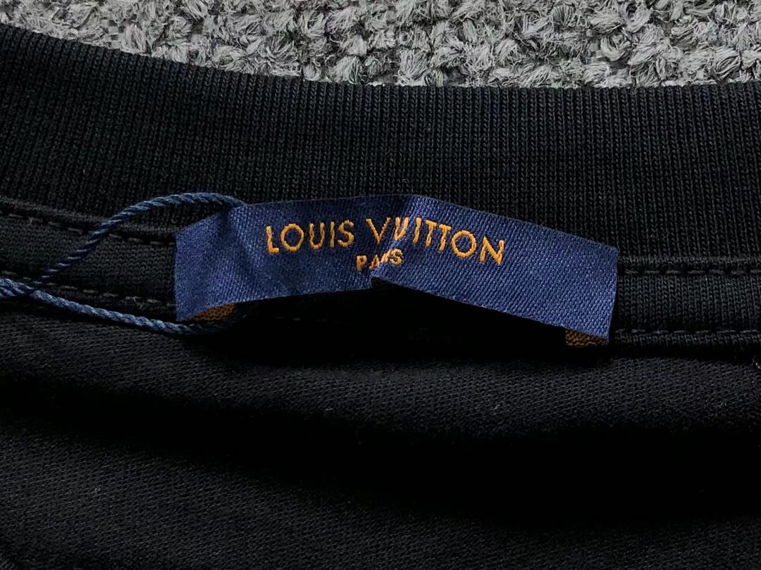 Louis Vuitton 135 L⭐ T-SHIRT 3203272517 (Im 170Cm 65Kg I Wear Size M In The Phot) - Image 18
