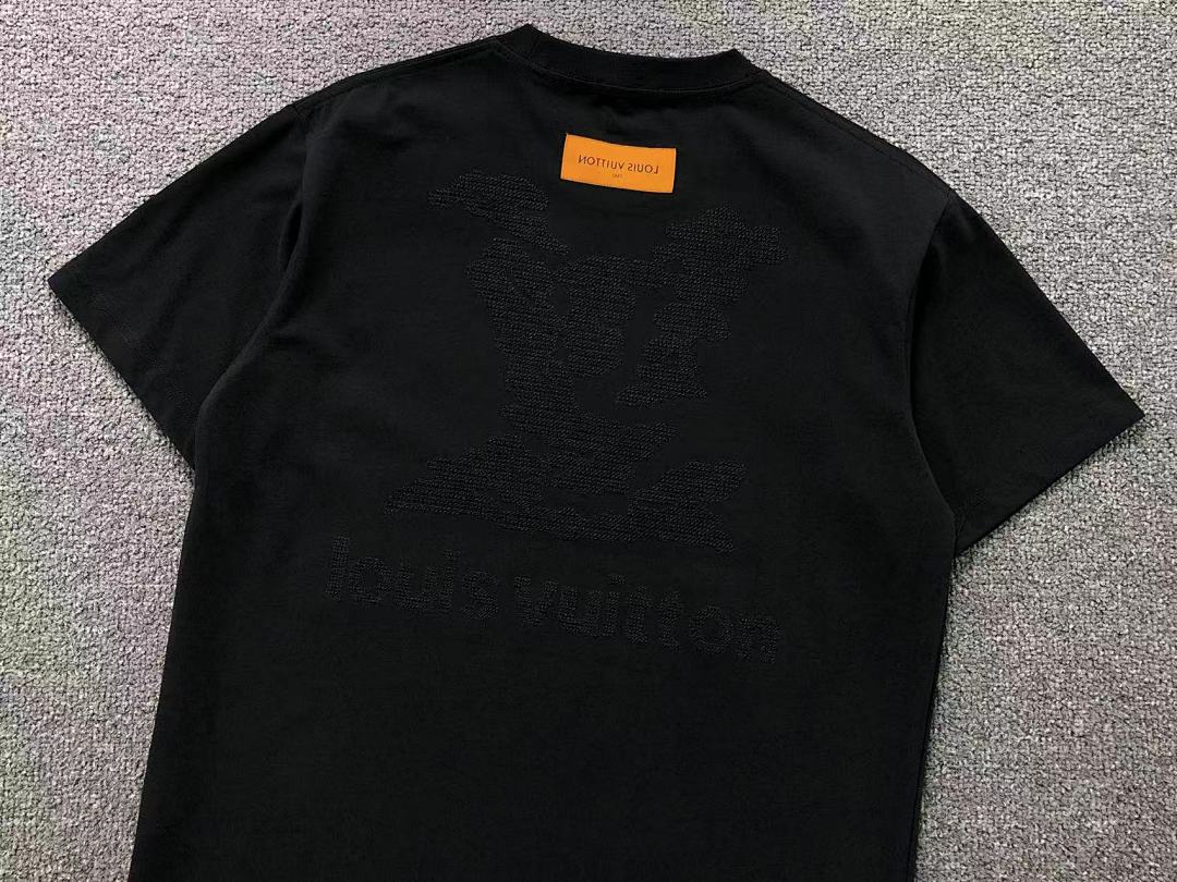 Louis Vuitton 118 L⭐ T-SHIRT 11122004137 (Im 170Cm 60Kg I Wear Size M In The Phot) - Image 18