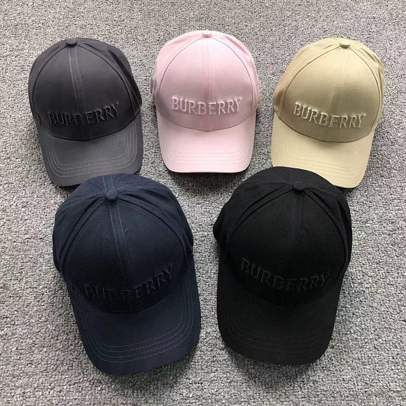 Burberry 70 B⭐R⭐E⭐RY