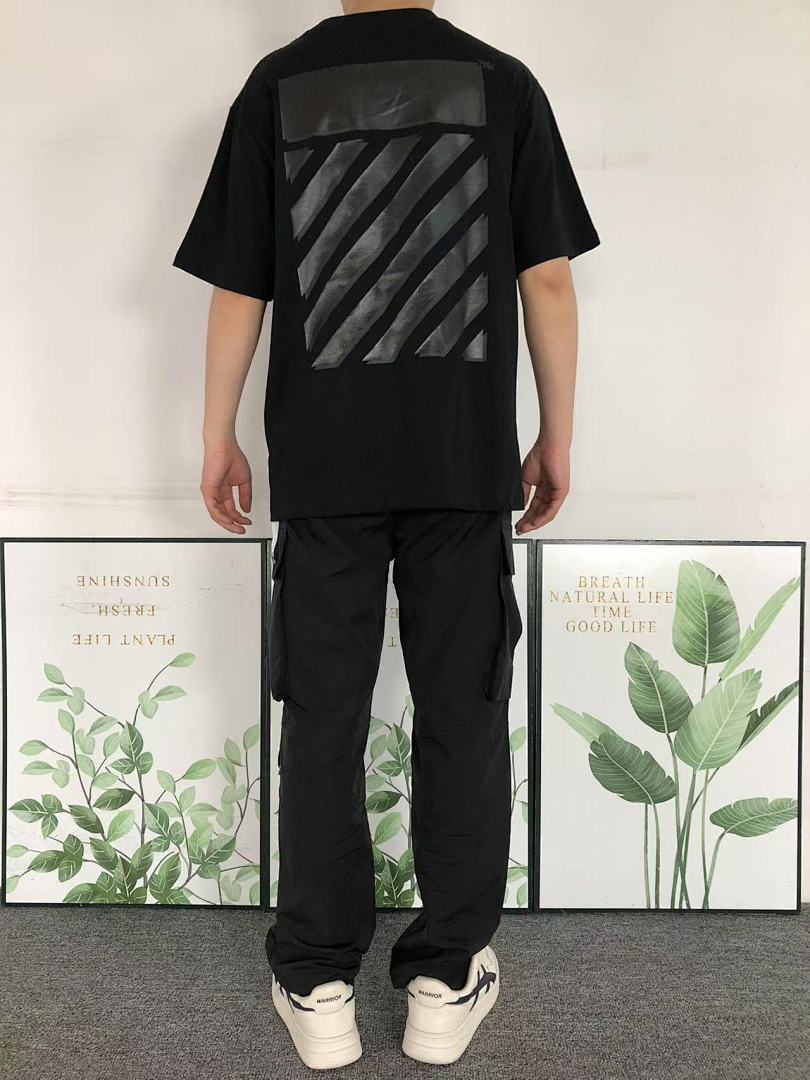 Off-White 98 OFF-WHITE T-SHIRT 503033119 (Im 170Cm 55Kg I Wear Size S In The Phot) - Image 4