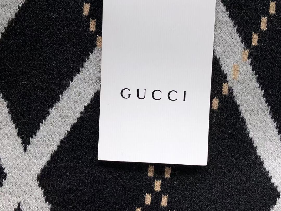 Gucci 208 G⭐C⭐I SWEATER 3208112021 (Im 170Cm 60Kg I Wear Size L In The Phot) - Image 17
