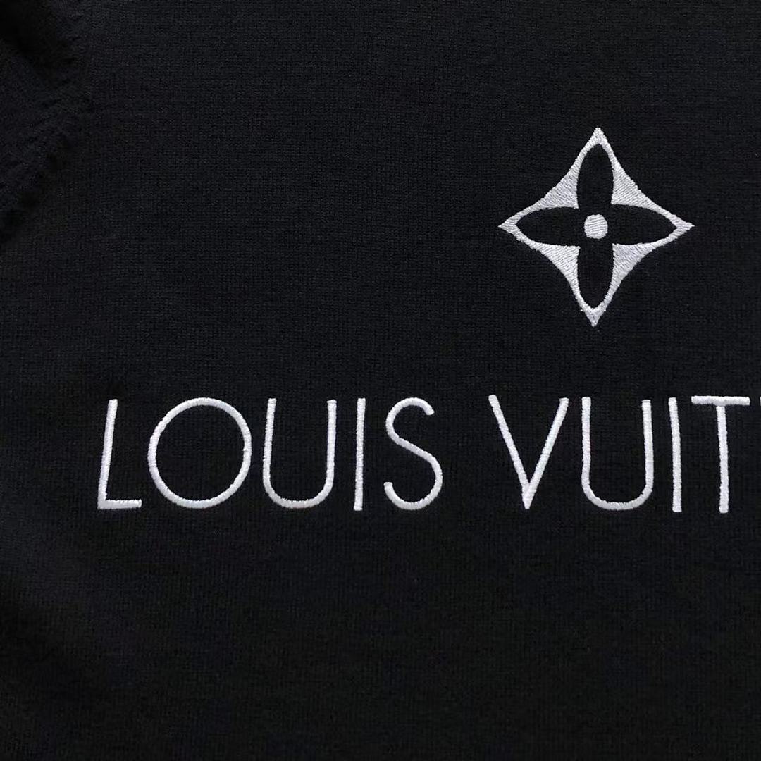 Louis Vuitton 138 L⭐ SWEATER 3112171520 (Im 170Cm 60Kg I Wear Size M In The Phot) - Image 9