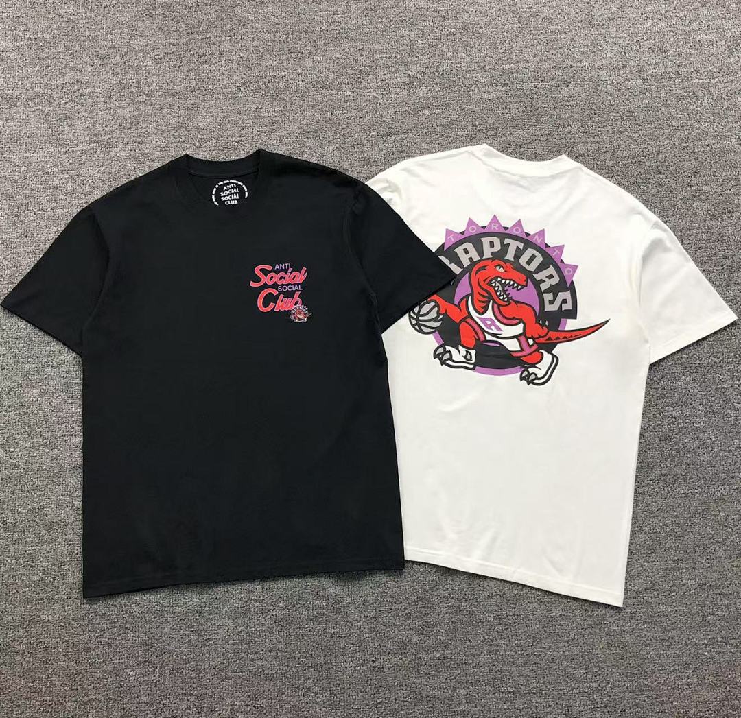Christian Louboutin 85 ANTI SOCIAL CLUB T-SHIRT